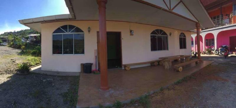 בית מלון כפרי Postar's Backpacker