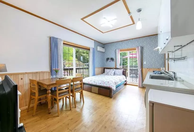 Hotelli Pyeongchang Secret Garden Pension