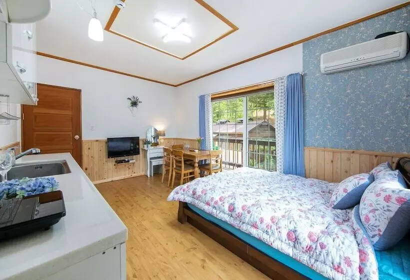 Hotelli Pyeongchang Secret Garden Pension