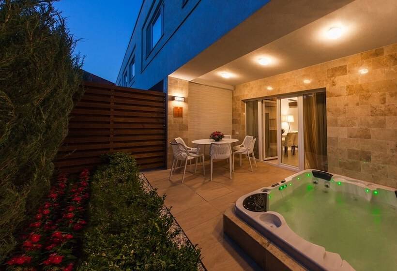 Szálloda Sun City Arcadia Apartments