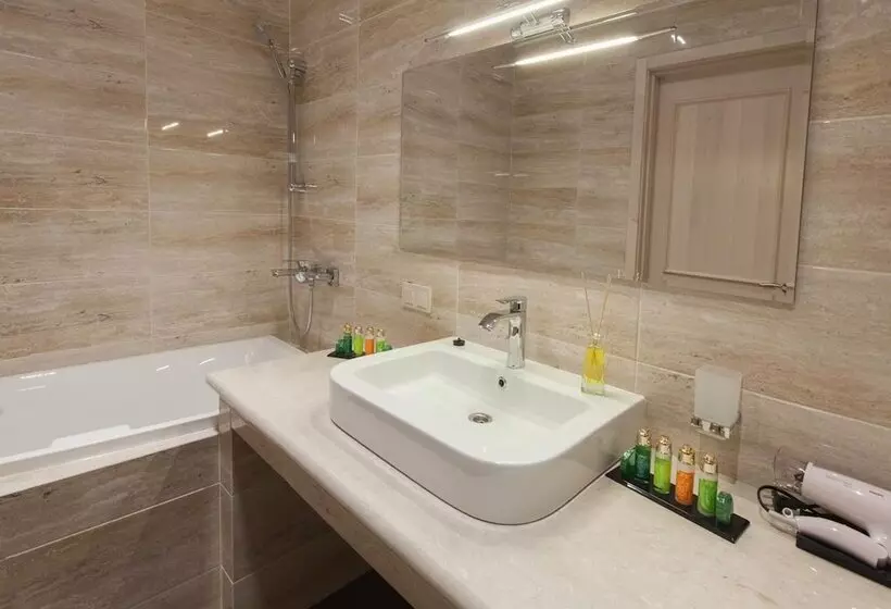 هتل Sun City Arcadia Apartments