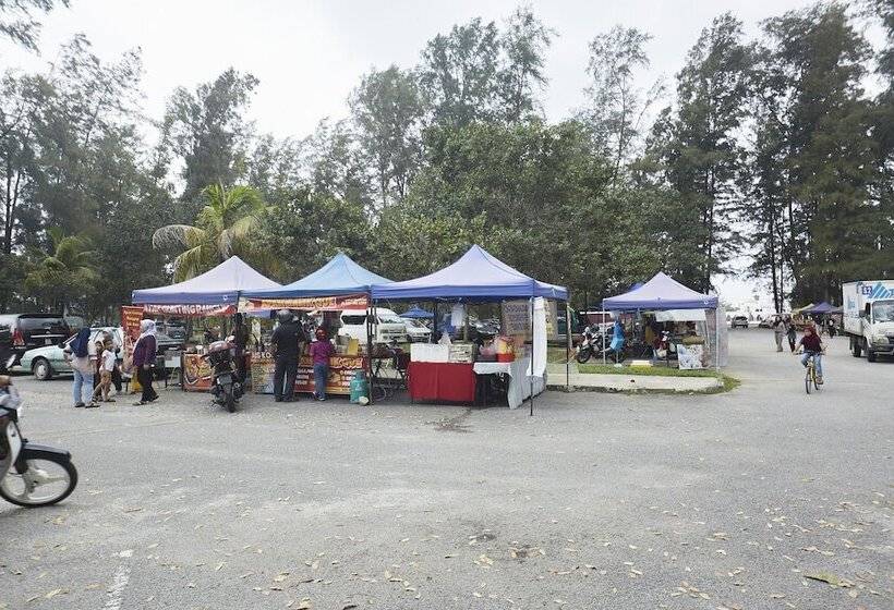 هتل Terengganu Equestrian Resort