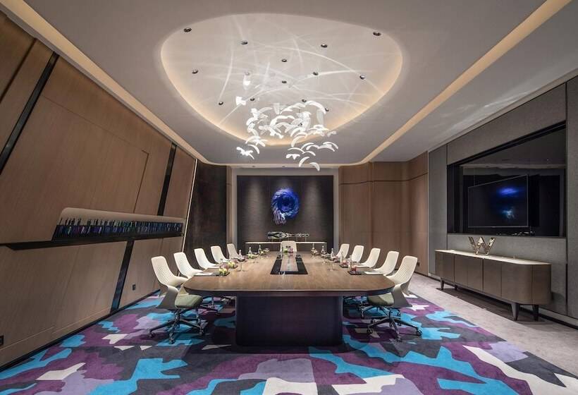 Отель W Chengdu