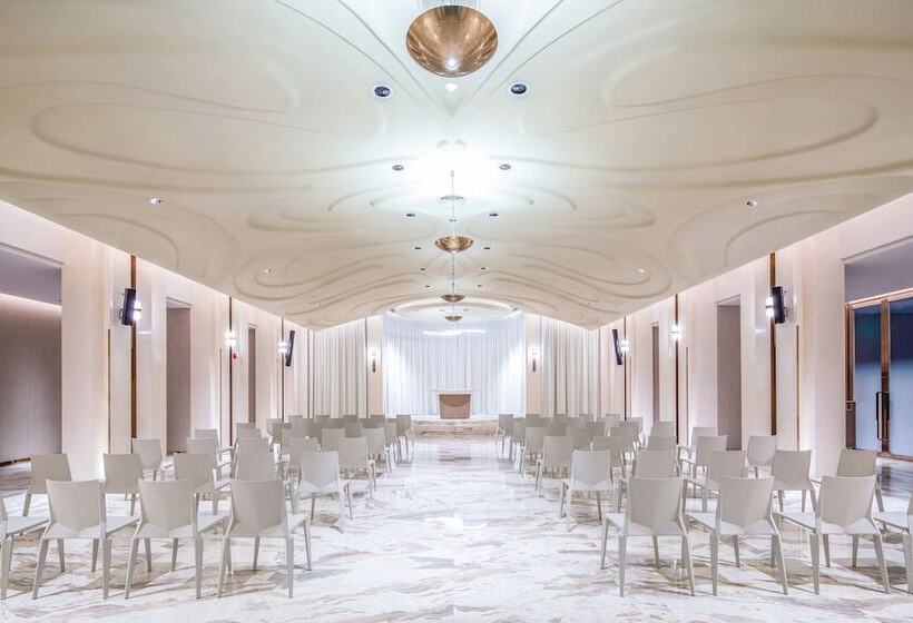 Отель W Chengdu