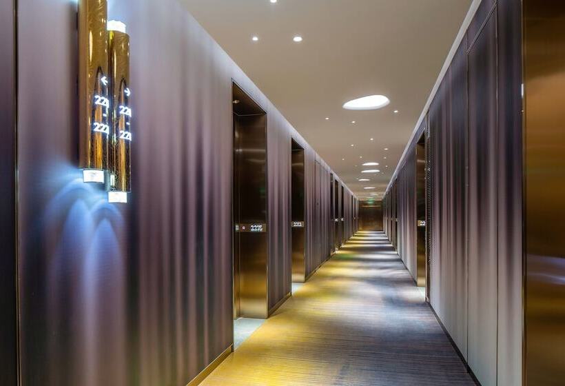 Отель W Chengdu