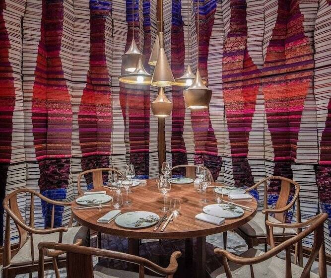 Отель W Chengdu