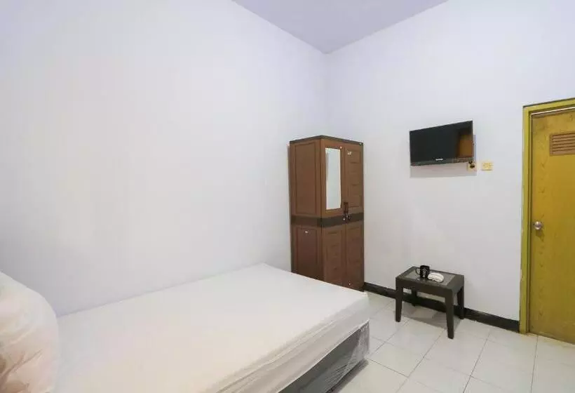 ホテル Oyo Life 2724 Wisma Wijaya