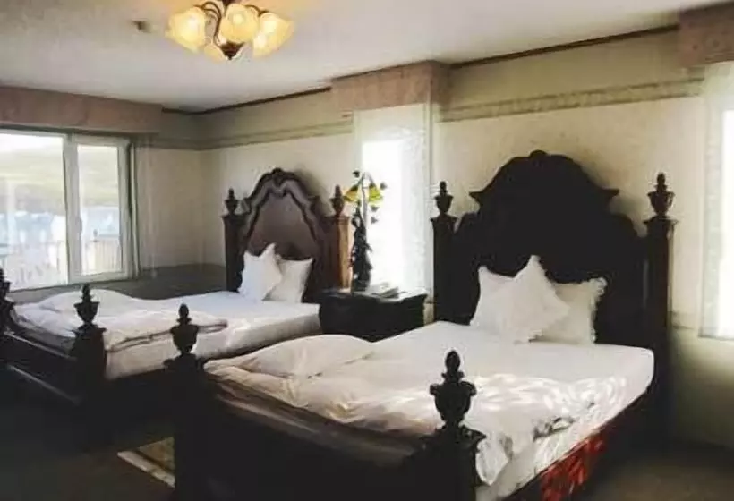 Petit Hotel Corinthian