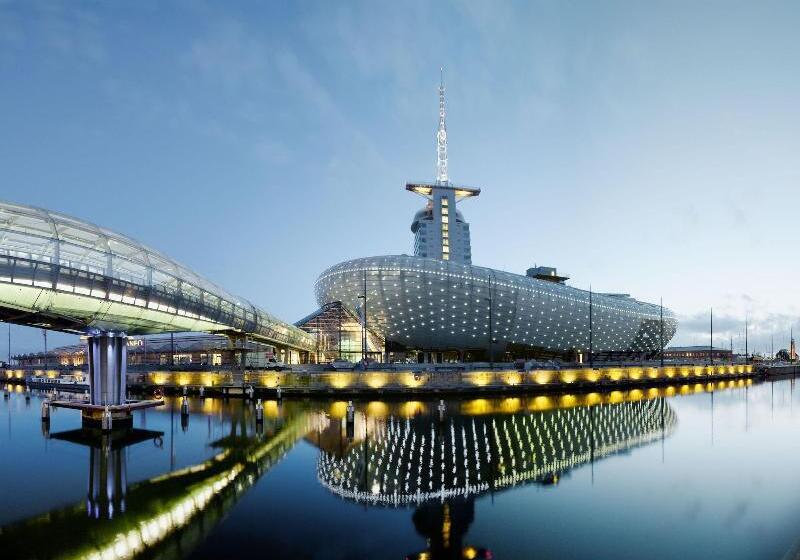 Atlantic Hotel Sail City