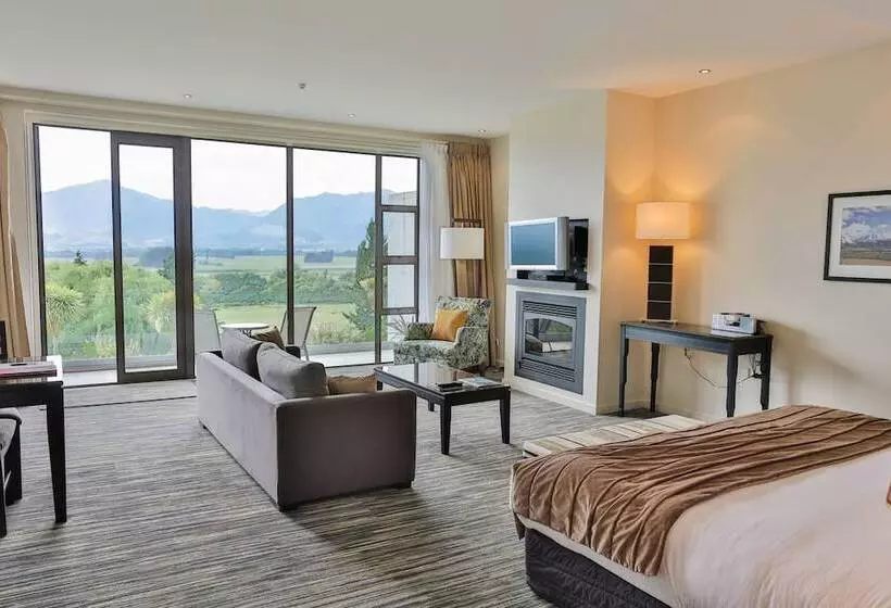 Отель Braemar Lodge And Spa