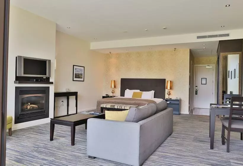 Отель Braemar Lodge And Spa