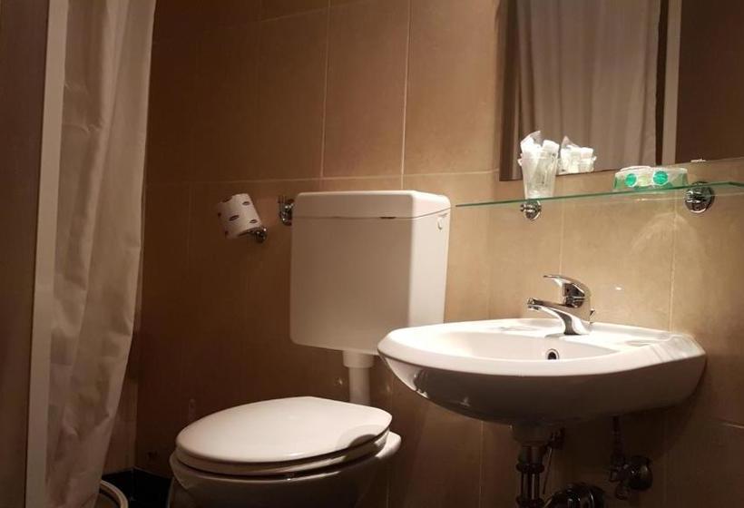 هتل Dimora Storica Urbana