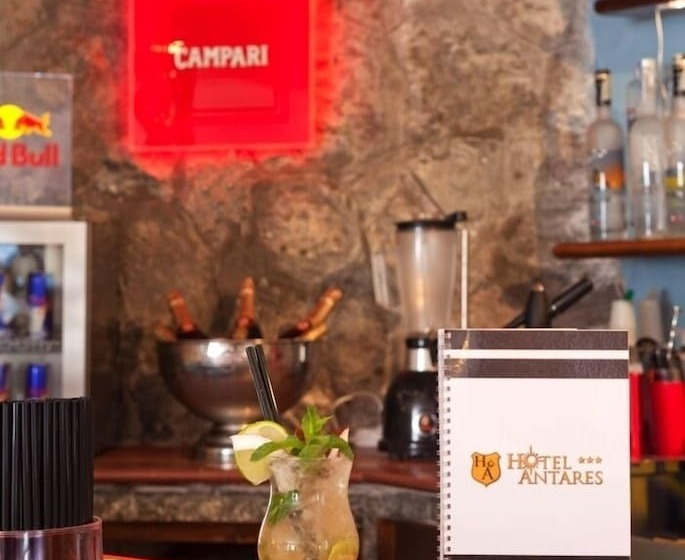 فندق Antares