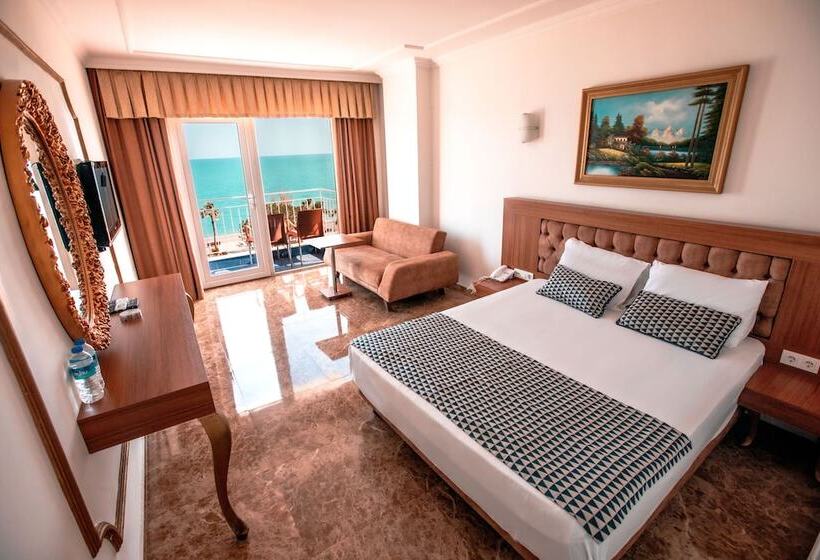 هتل Kristal Beach