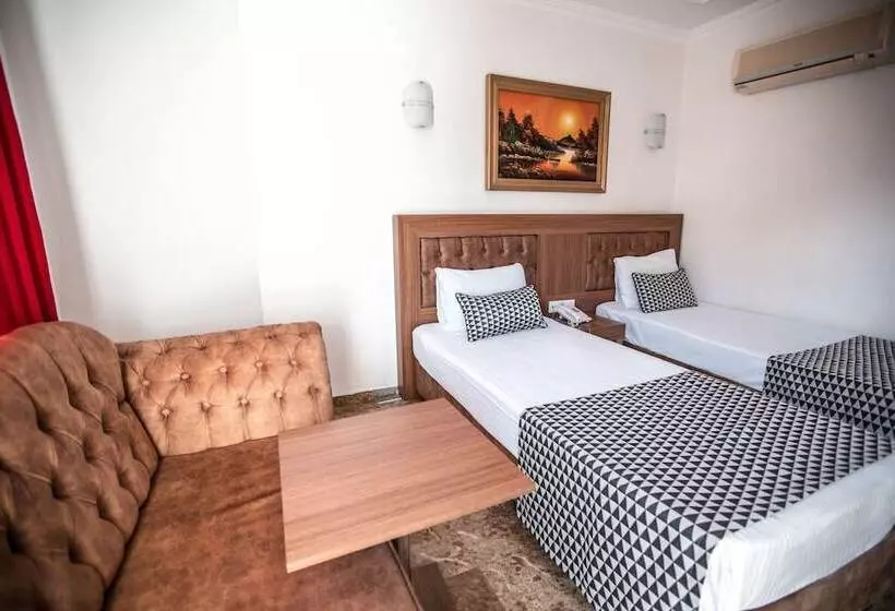 هتل Kristal Beach