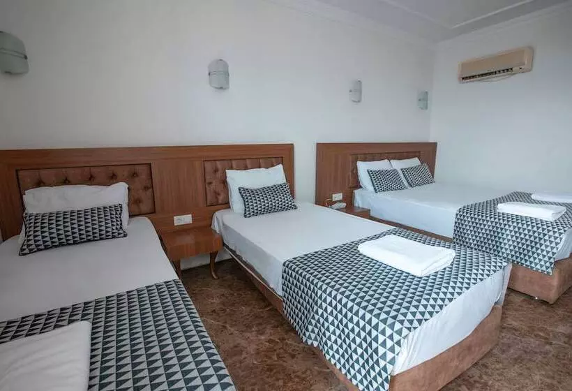 هتل Kristal Beach