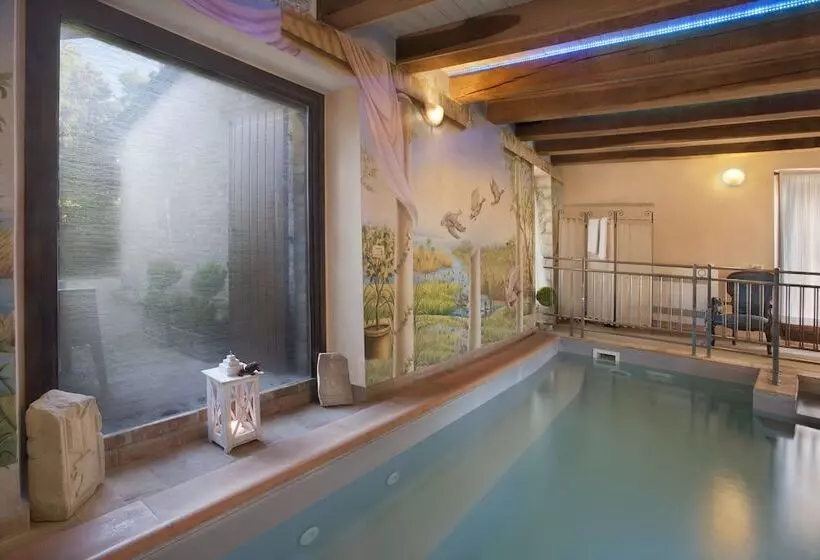 Отель Mons Major Relais