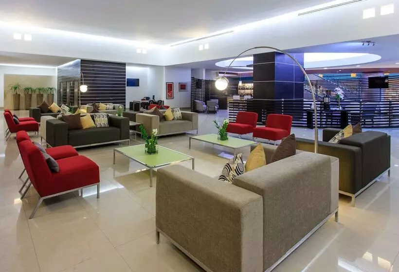 هتل NH Collection Monterrey San Pedro