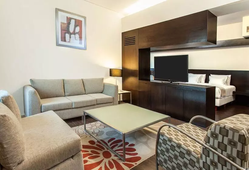 هتل NH Collection Monterrey San Pedro