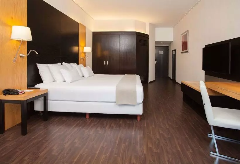 هتل NH Collection Monterrey San Pedro