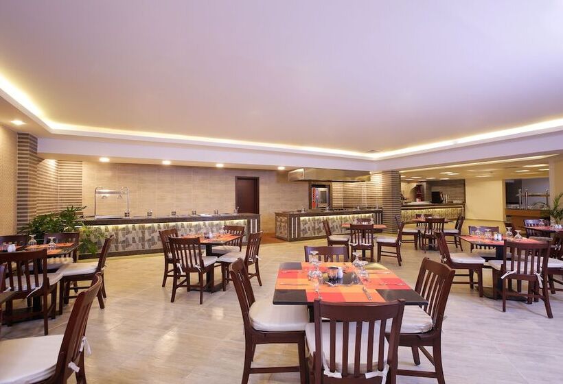 هتل Pickalbatros Aqua Vista Resort Hurghada