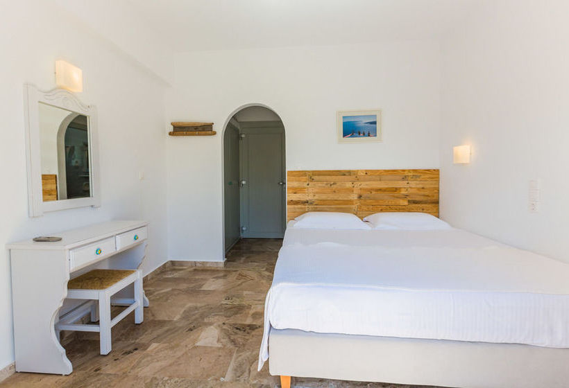 فندق Roses Beach