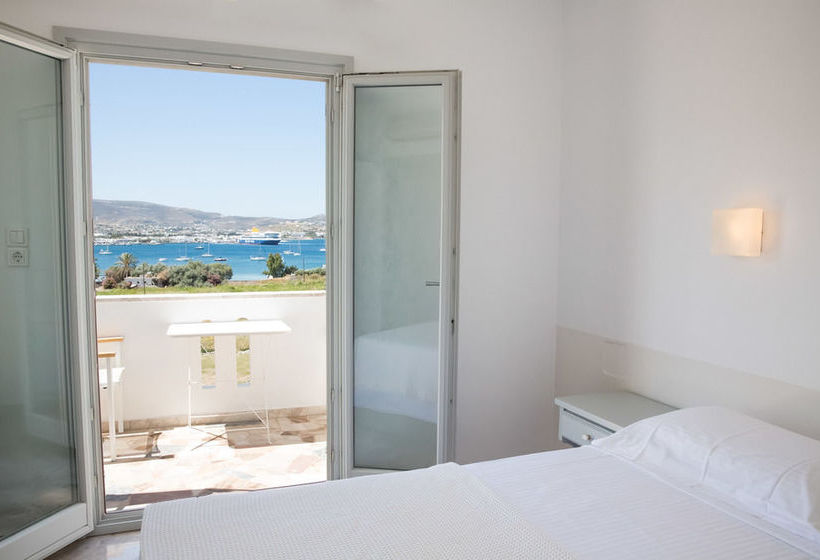 فندق Roses Beach