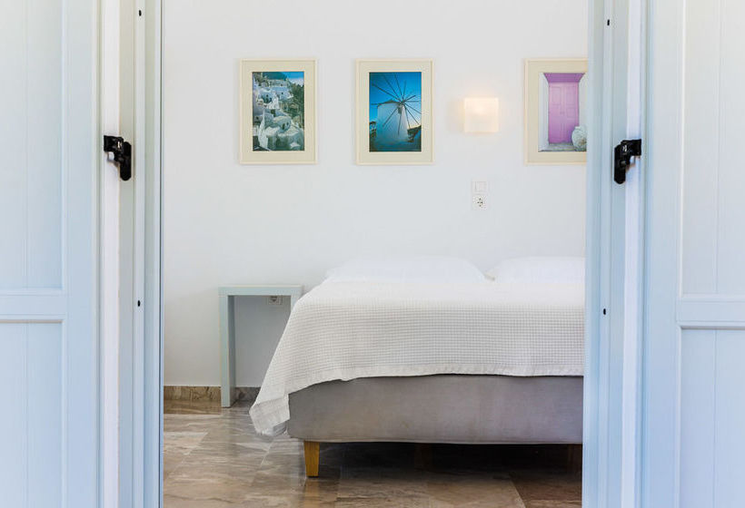 فندق Roses Beach