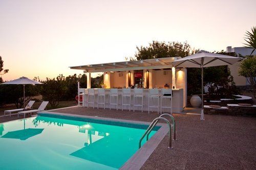 فندق Roses Beach