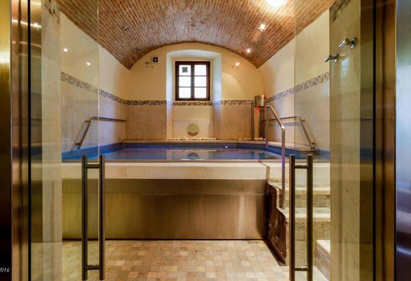 בית מלון כפרי San Pietro Sopra Le Acque Resort & Spa