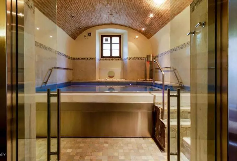 Szálloda San Pietro Sopra Le Acque Resort & Spa