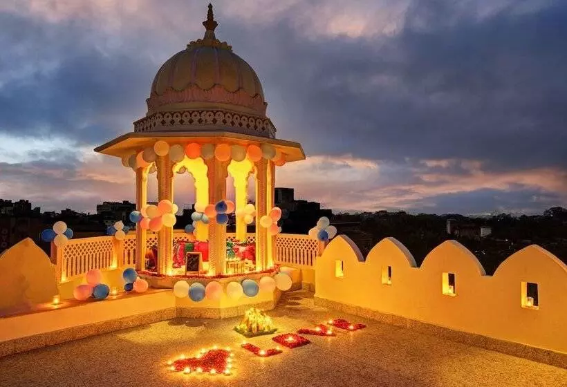 בית מלון כפרי Sarang Palace A Luxury Boutique