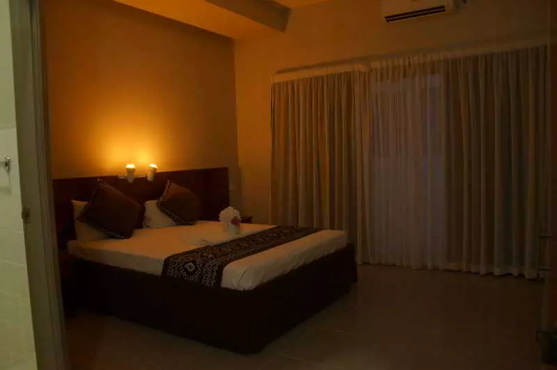 فندق Smugglers Cove Beach Resort &