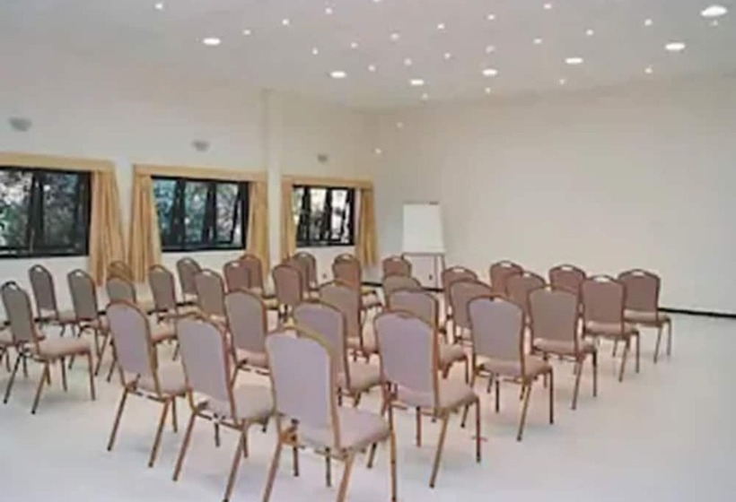 فندق Urikana Boutique