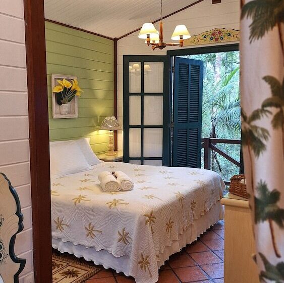 فندق Urikana Boutique