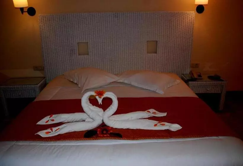 هتل Vincci Safira Palms Hôtel & Spa