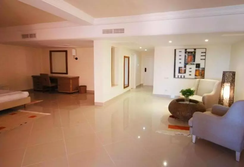 هتل Vincci Safira Palms Hôtel & Spa