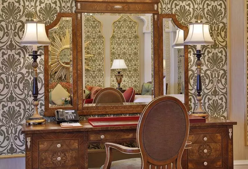هتل Waldorf Astoria Jeddah  Qasr Al Sharq