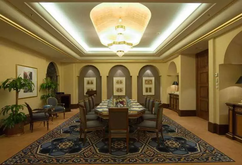 هتل Waldorf Astoria Jeddah  Qasr Al Sharq