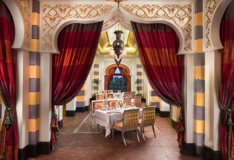 هتل Waldorf Astoria Jeddah  Qasr Al Sharq