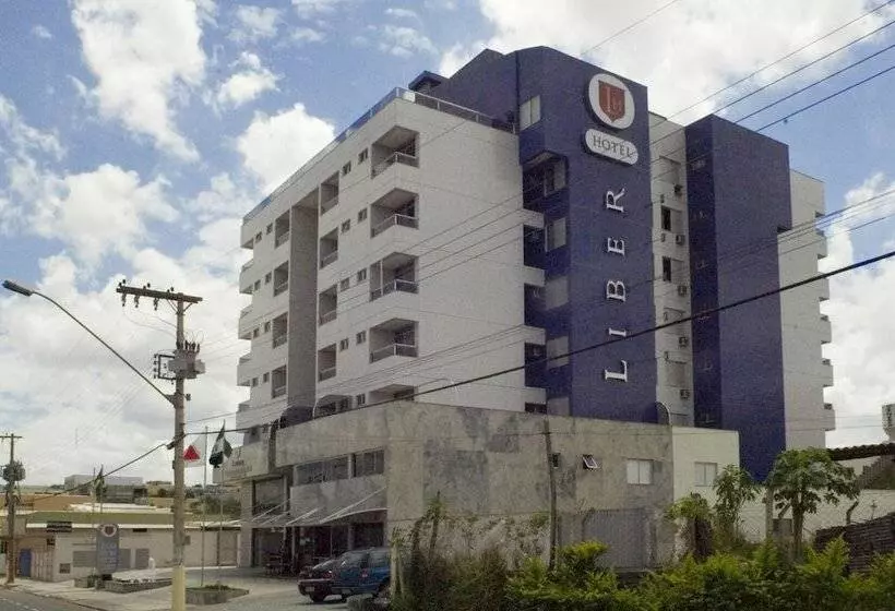 Líber Hotel Nova Serrana Conforto Na Rota Da Br 262