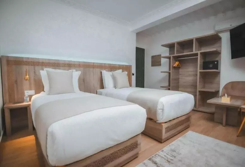 ریاض 555 Hotel Clubbing Adults Only