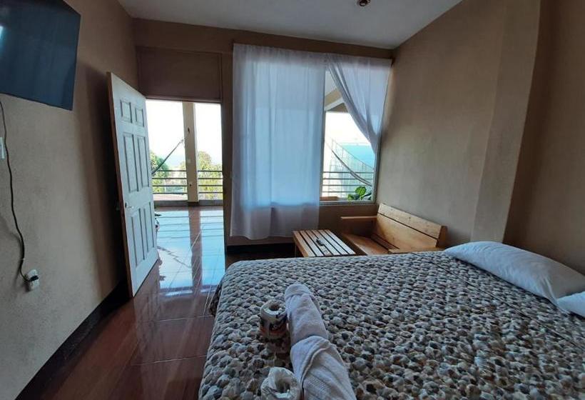 هتل Millennium Apartment