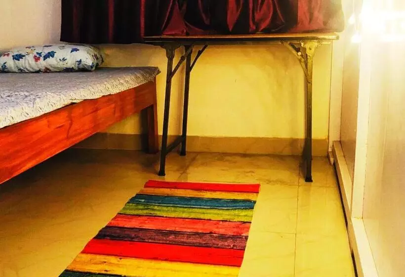 Majatalo Cupidtrails Backpacker S Penthouse