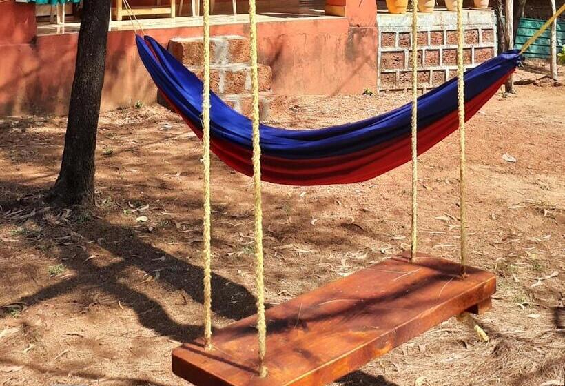 تختخواب و صبحانه Niramaya Beach View Stay