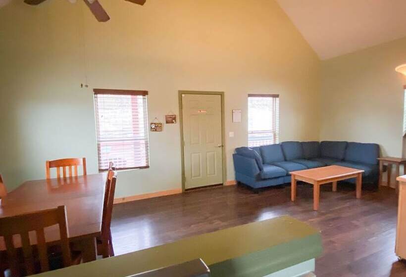 Crooked River Ranch Cabins