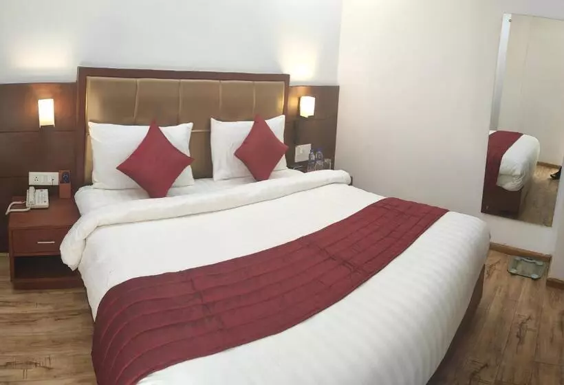 Himalayan Splendour Resort