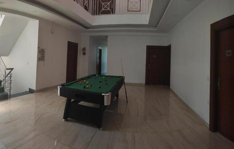 Himalayan Splendour Resort