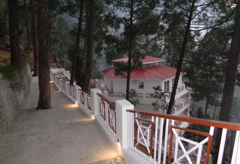Himalayan Splendour Resort
