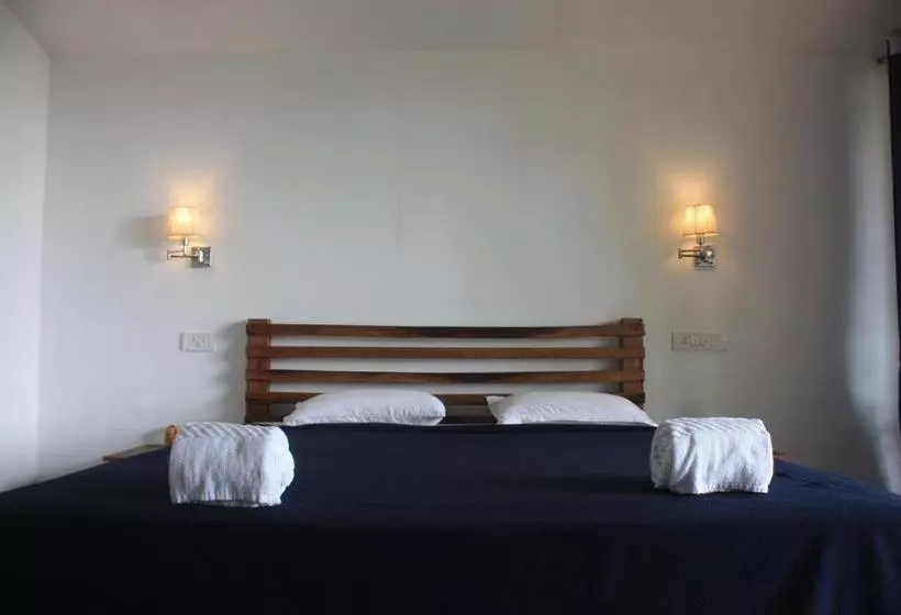 Hotel Bramha Cottages